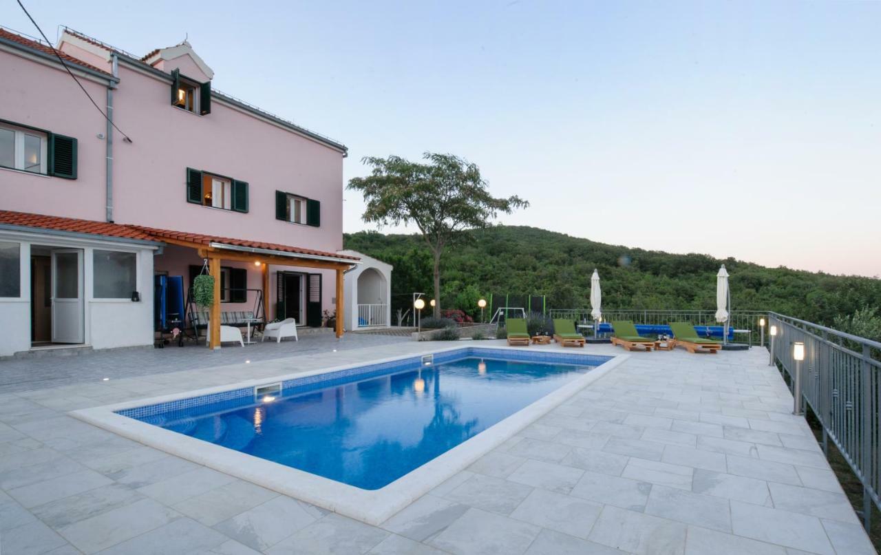 Holiday Home Koprivno Bagian luar foto