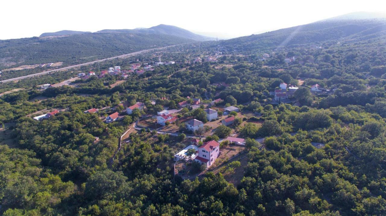 Holiday Home Koprivno Bagian luar foto