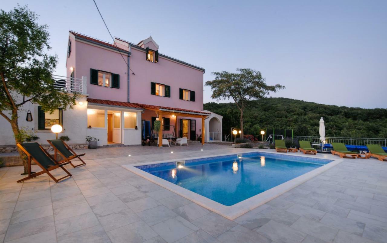 Holiday Home Koprivno Bagian luar foto